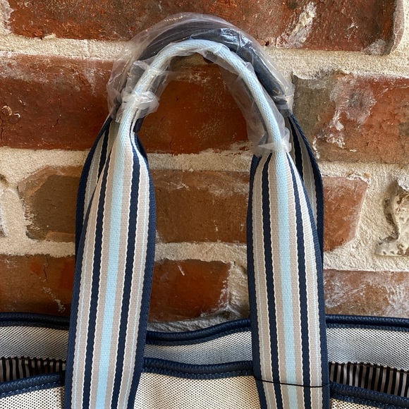 NEW Brouk & Co. Capri Everyday Stripe Tote - Picture 5 of 15